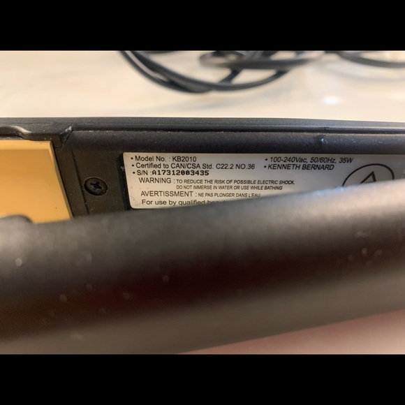 Kenneth Bernard 1” Flat Iron - Picture 5 of 5